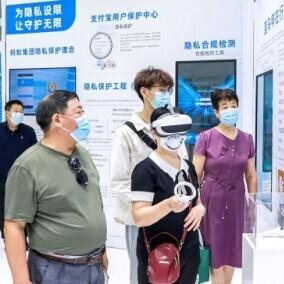 曾开分8.5的情感反诈模拟器被豆瓣下架，如今搜索不见踪影！