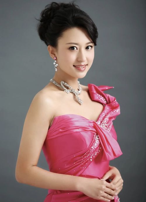 57岁原央视主持人周涛跨界拍短剧，开启短剧圈全新创作之旅