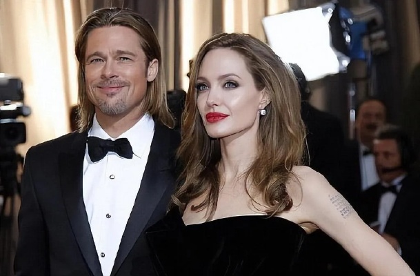 朱莉与皮特长子马多克斯，新片宣传中毅然删去父姓背后的深意