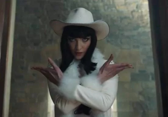 选角太绝！网飞真人版海贼王里的罗宾美出天际，让人直呼选对了