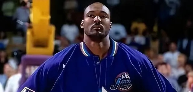 卡尔马龙类型2K25建模密码,从邮差打法到禁区统治力全链条拆解 卡尔马龙类型2K25建模密码,从邮差打法到禁区统治力全链条拆解