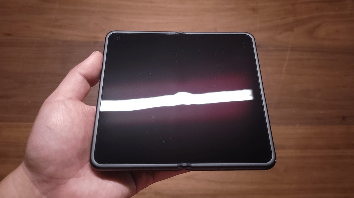 OPPO Find N6折叠屏手机，出厂浅不算啥，久用折痕依旧浅才是真本事