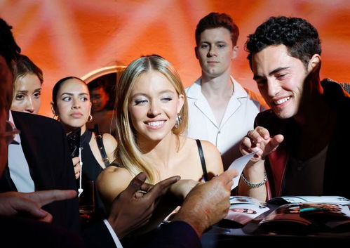 悉尼妹被男友蛊惑欲生子，深陷爱情漩涡难以自拔