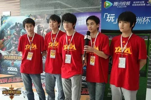 东珈AB战队绝版战术解密，2011 WCG冠军压箱底打法还能用吗？