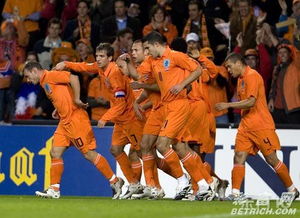 荷兰飞人凭全攻全守战术闪耀赛场，引领游戏时代新风潮！