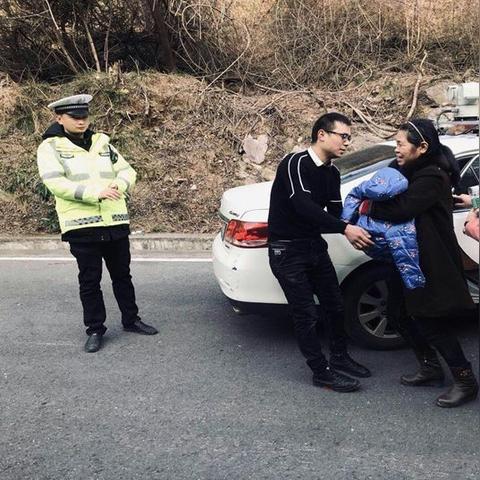 一新能源车高速上两次突然断电 转向、动力全部丢失！车主：不敢开了