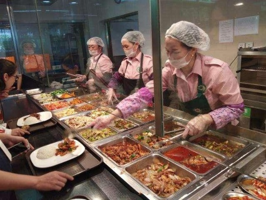 刘强东深夜晒出的加班餐,藏着互联网公司员工福利的3个降维打击策略 刘强东深夜晒出的加班餐,藏着互联网公司员工福利的3个降维打击策略