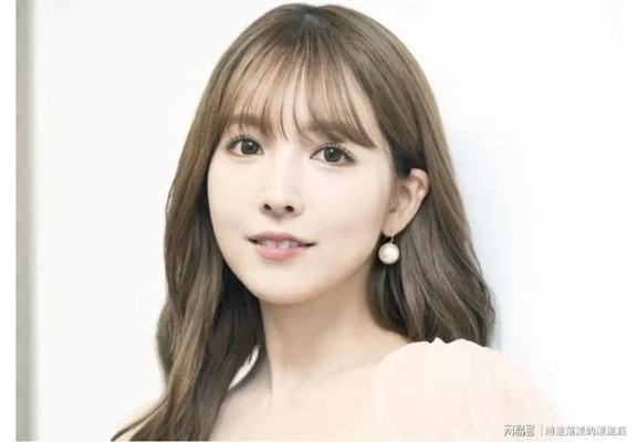 三上悠亚透露，自己体毛曾以300万日元天价拍出