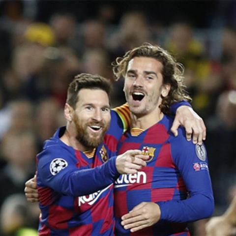 绿茵场邂逅元宵灯火，巴萨教父续写不传奇征程！