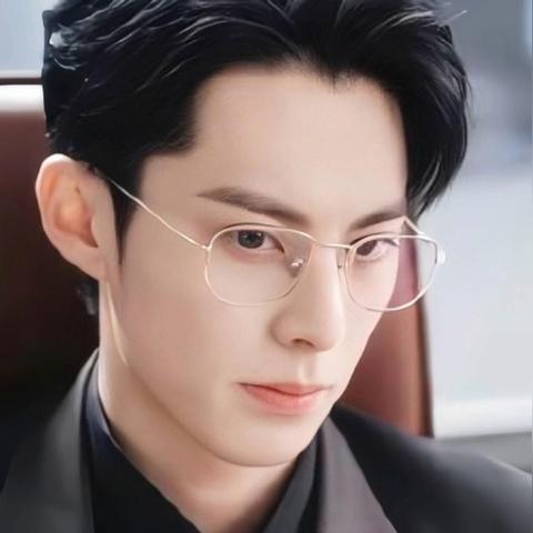 44岁女星为"姐弟恋"正名：我们一点都不猎奇