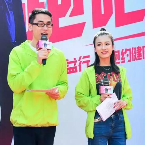 惊！球队经理竟在赛场边默默热身，背后有何隐情？