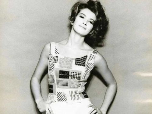 84岁单身女星玛莎·斯图尔特放话，年龄挡不住，我照样是优质伴侣