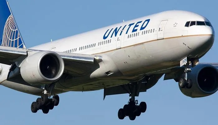 惊!美联航出新规,飞行中拒戴耳机或遭永久禁飞! 惊!美联航出新规,飞行中拒戴耳机或遭永久禁飞!