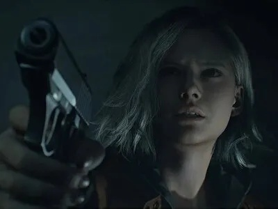 3D艺术家晒生化危机，安魂曲格蕾丝性感内衣照，粉丝求做模型再创作