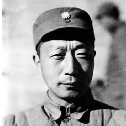 钢铁元帅类型全拆解，微氪玩家如何30天登顶战力榜？