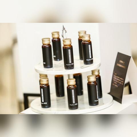 一瓶茅台做2000颗巧克力?2026年最新配方比例与商用成本全解析 一瓶茅台做2000颗巧克力?2026年最新配方比例与商用成本全解析