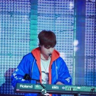 无人认出大张伟,在音乐剧里竟被喊闭嘴后重新创作! 无人认出大张伟,在音乐剧里竟被喊闭嘴后重新创作!