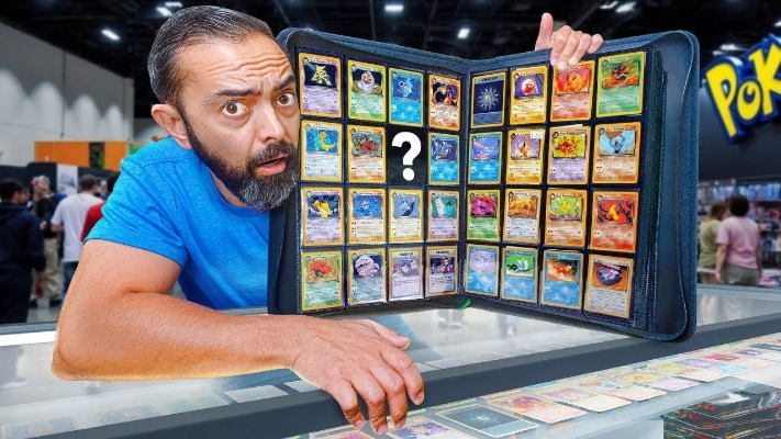 儿子相伴，金·卡戴珊逛宝可梦卡牌展，对10万美元天价卡牌凝视良久