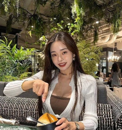 宋智雅吐槽三星Galaxy手机言论引争议，遭网友集体批评