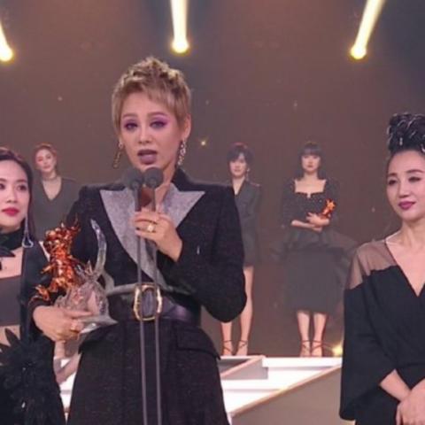 长得像张雨绮张柏芝结合体 还能这么设的动态图 长得像张雨绮张柏芝结合体 还能这么设的动态图