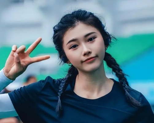 教练揭秘，吴艳妮退赛是赛前既定安排，此次参赛目的已然达成