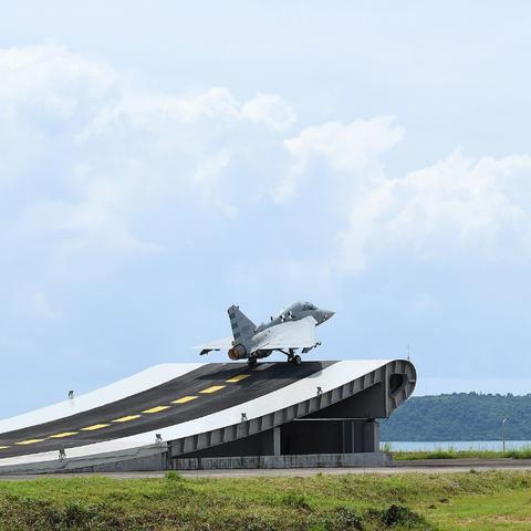 2026新版光辉天赋加点图，3大T0流派实测数据与隐藏机制全解析