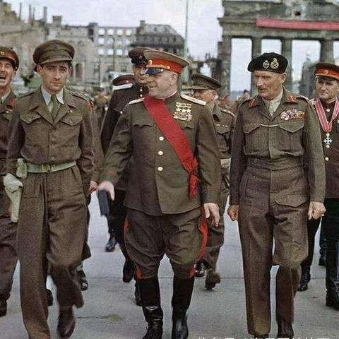 人间地狱还在瞎冲?指挥官系统3小时精通+兵种搭配黑话全解 人间地狱还在瞎冲?指挥官系统3小时精通+兵种搭配黑话全解