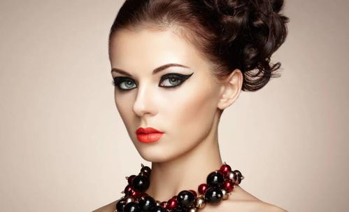 红色沙漠AI生成素材遭批，装饰画像缺失面部细节