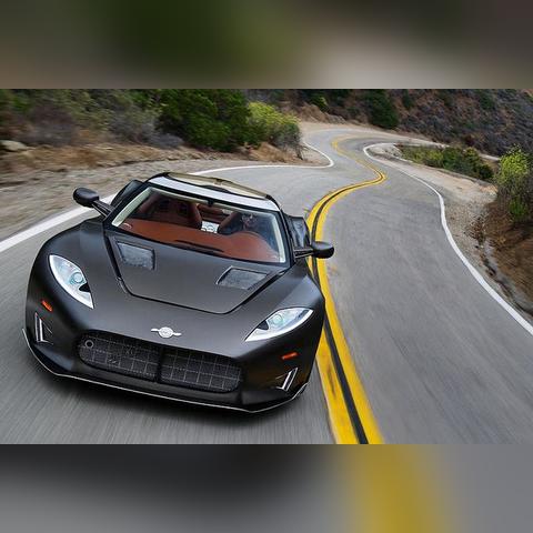 法拉利经销商破产，30万订金打水漂遭踢群