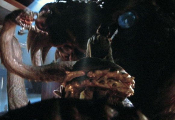 极度深寒游戏攻略，15年冷门神作为何突然翻红？2026年重制版传闻解析