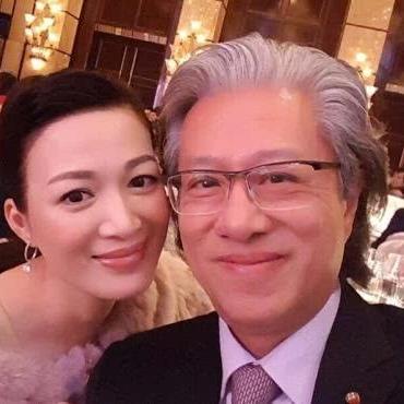 花30万订法拉利却遇经销商破产：钱打水漂还被踢出群