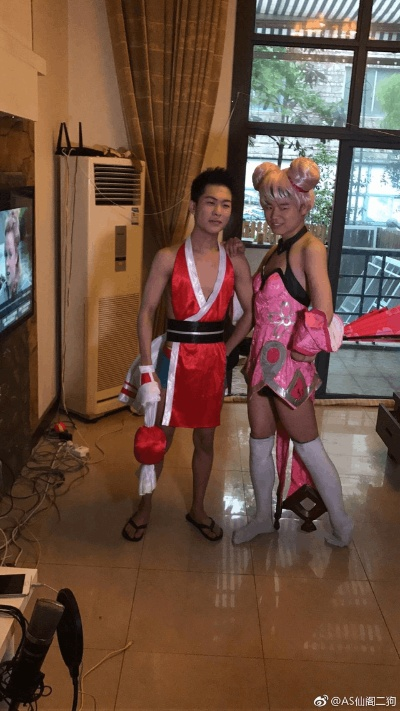 网红田一鸣COS不知火舞辣眼,网友称其成挥之不去的成年阴影 网红田一鸣COS不知火舞辣眼,网友称其成挥之不去的成年阴影