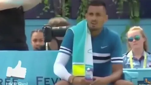 女网名将尴尬名场面意外爆火,相关瞬间在全网疯狂传播! 女网名将尴尬名场面意外爆火,相关瞬间在全网疯狂传播!