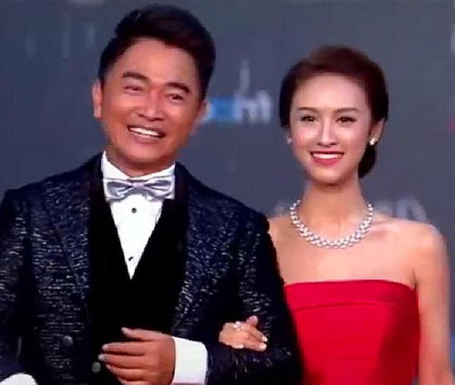 李连杰女儿改造老爸造型？父女合影引热议