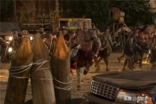 巨石强森新片造型丑到被狂喷!网友:"猪圈出来的"? 巨石强森新片造型丑到被狂喷!网友:"猪圈出来的"?