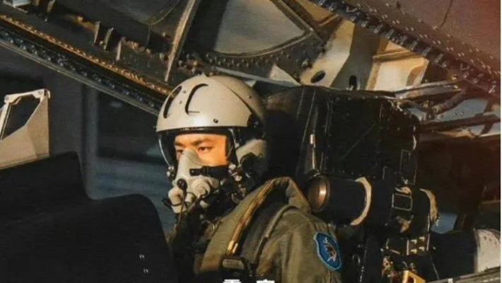 央视镜头下的王一博长空之王演技爆发？3大高光片段解析与幕后真相