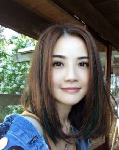 粉丝晒照力证阿Sa自然美,43岁被疑容貌崩坏反转 粉丝晒照力证阿Sa自然美,43岁被疑容貌崩坏反转