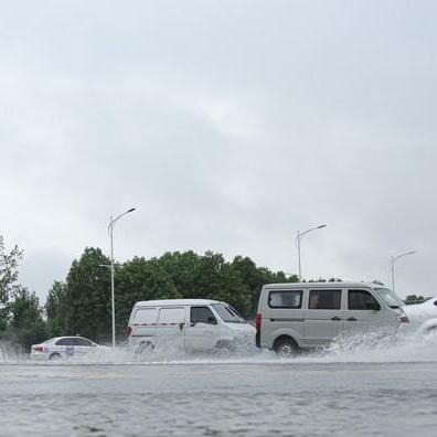 生化危机启示录武器全解析，2024突袭模式最强搭配与隐藏获取攻略