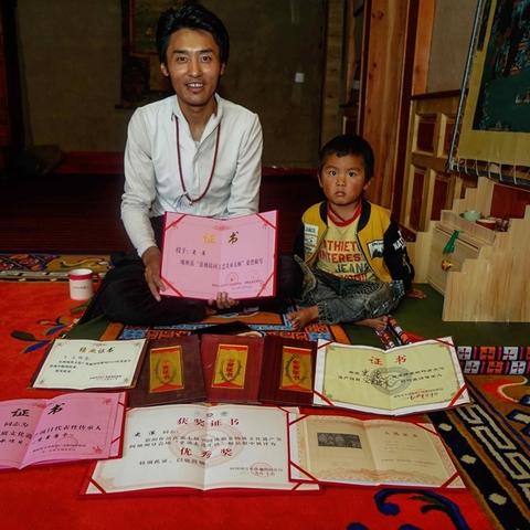 8年考取20本证书,51岁大叔如何精准改变命运 8年考取20本证书,51岁大叔如何精准改变命运