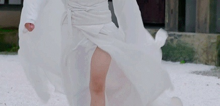 汉服配黑丝谁教的？动态图尺度日益升级引热议