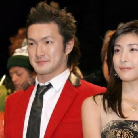 草莓父亲去世类型隐藏机制，3种死亡结局触发条件与剧情深度拆解