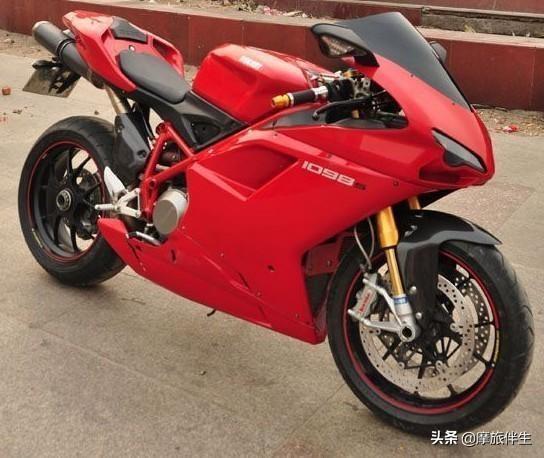 张雪机车WSBK夺冠创历史，国产摩托首胜杜卡迪雅马哈