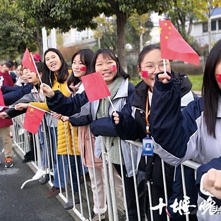 “最快女护士”连续两周马拉松夺冠！辞职后封神
