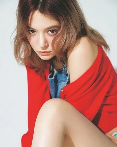 日美混血写真女星宣布瘦了 网友:骨架大 丰腴不是胖！