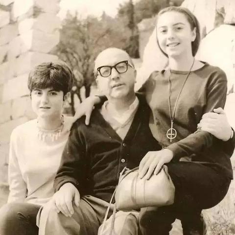 痛失老伴与儿孙一家，老人骑行30年治愈伤痛