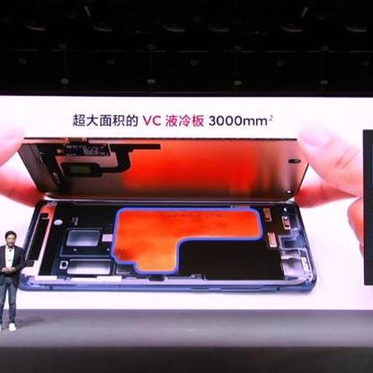 DDR5内存价格终于回落！AI新技术成降价推手