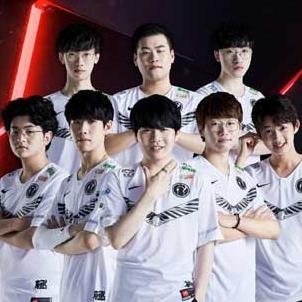 惊天反转！《英雄联盟》FPX前打野澄清假赛谣言：熬出头了赛场见