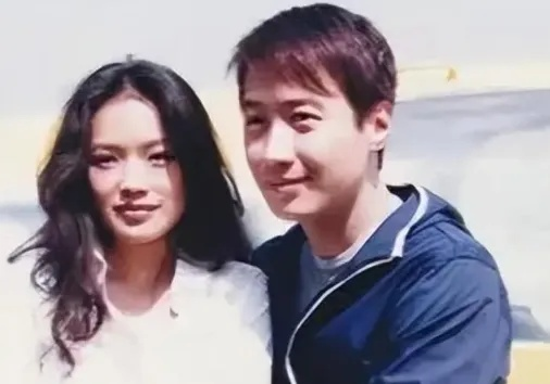 黎明乐基儿类型错配真相,天王婚姻破裂的3大情感密码与当代情侣避坑指南 黎明乐基儿类型错配真相,天王婚姻破裂的3大情感密码与当代情侣避坑指南