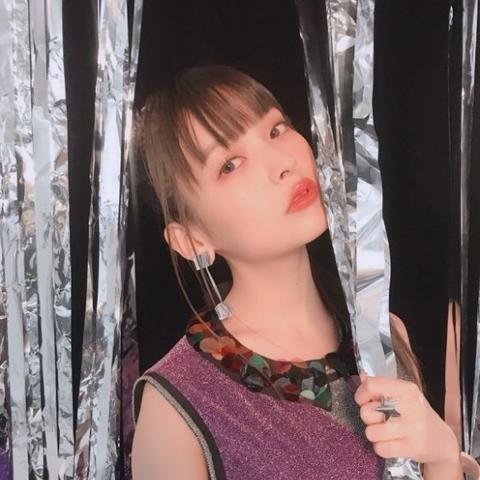 颜艺王中王！上坂堇夺东京女子职业摔跤比赛冠军腰带