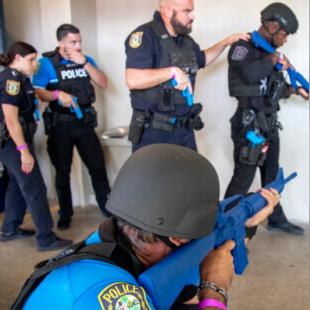 《云族裔》上线1周年！负责人道歉 《模拟人生》确实有本事